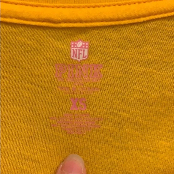 SHIPPING LABEL -re-shipment! Bundle! Victoria Secret PINK NFL Steelers Tee’s XS - Picture 5 of 8